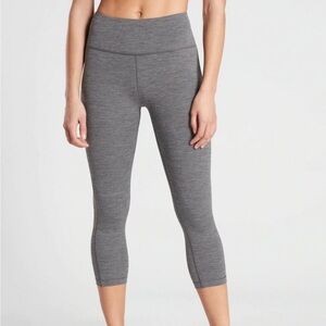Athleta Ultimate Stash Pocket Capri Leggings Gray